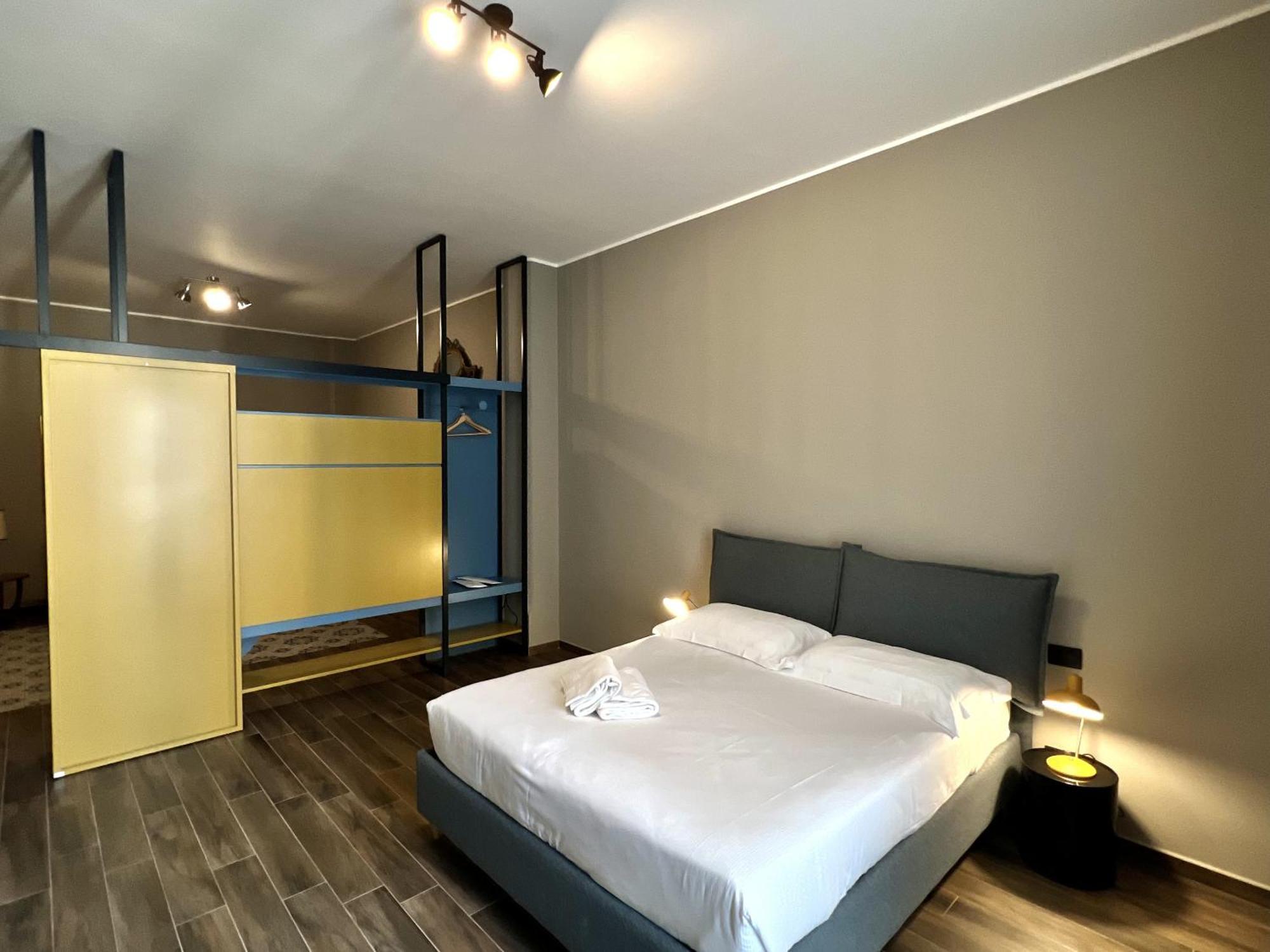 Palazzo Zippitelli Apartments Bari Kamer foto