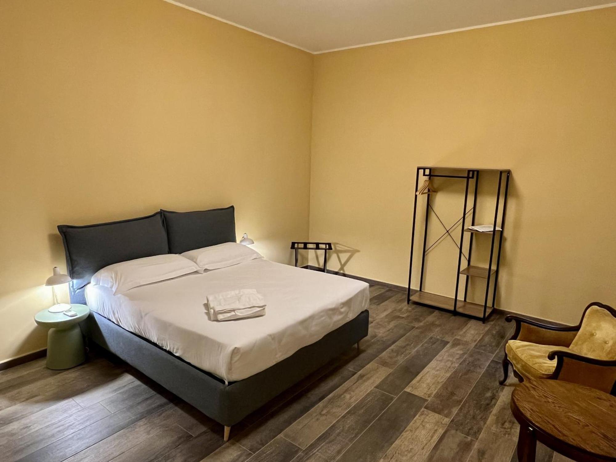Palazzo Zippitelli Apartments Bari Kamer foto